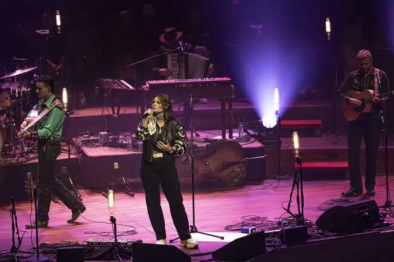 Douwe Bob; Live at Concertgebouw – photo 20